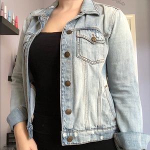 Lightwash Denim Jacket